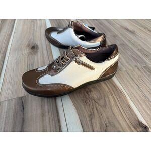 Tehama Women's White Brown Leather Comfort‎ Walking Shoes Sz 8.5M